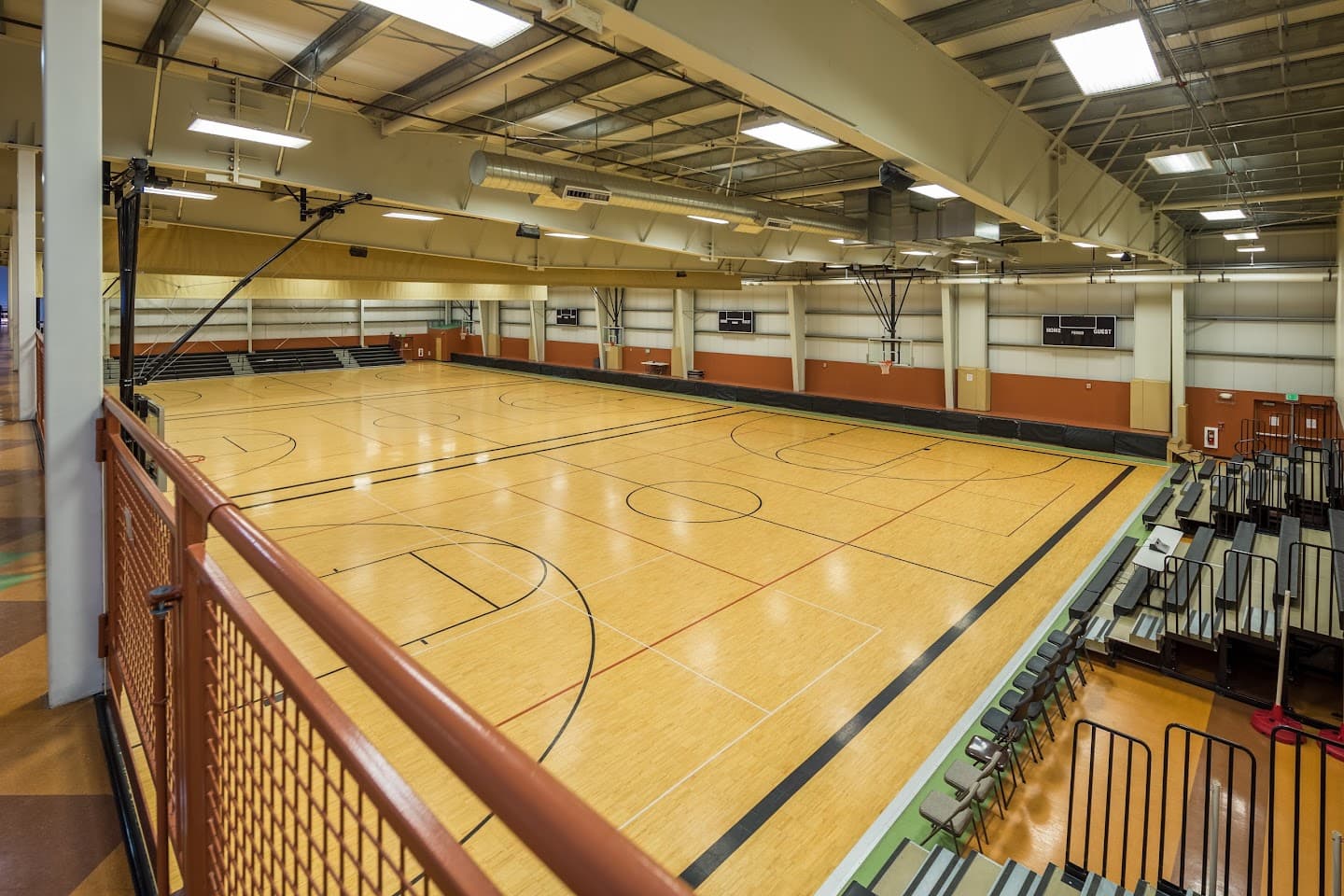 Grizzly Family Fitness Sports Center pickleball courts