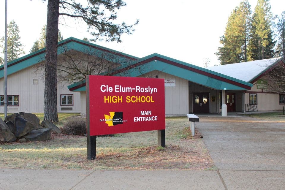 Cle Elum Roslyn High School pickleball courts