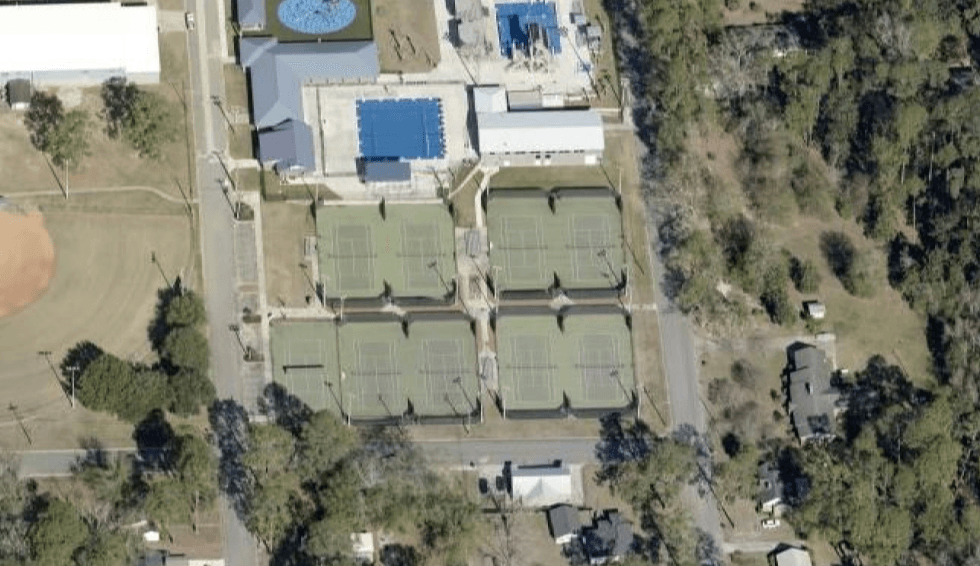 Tommy Meredith Gym pickleball courts