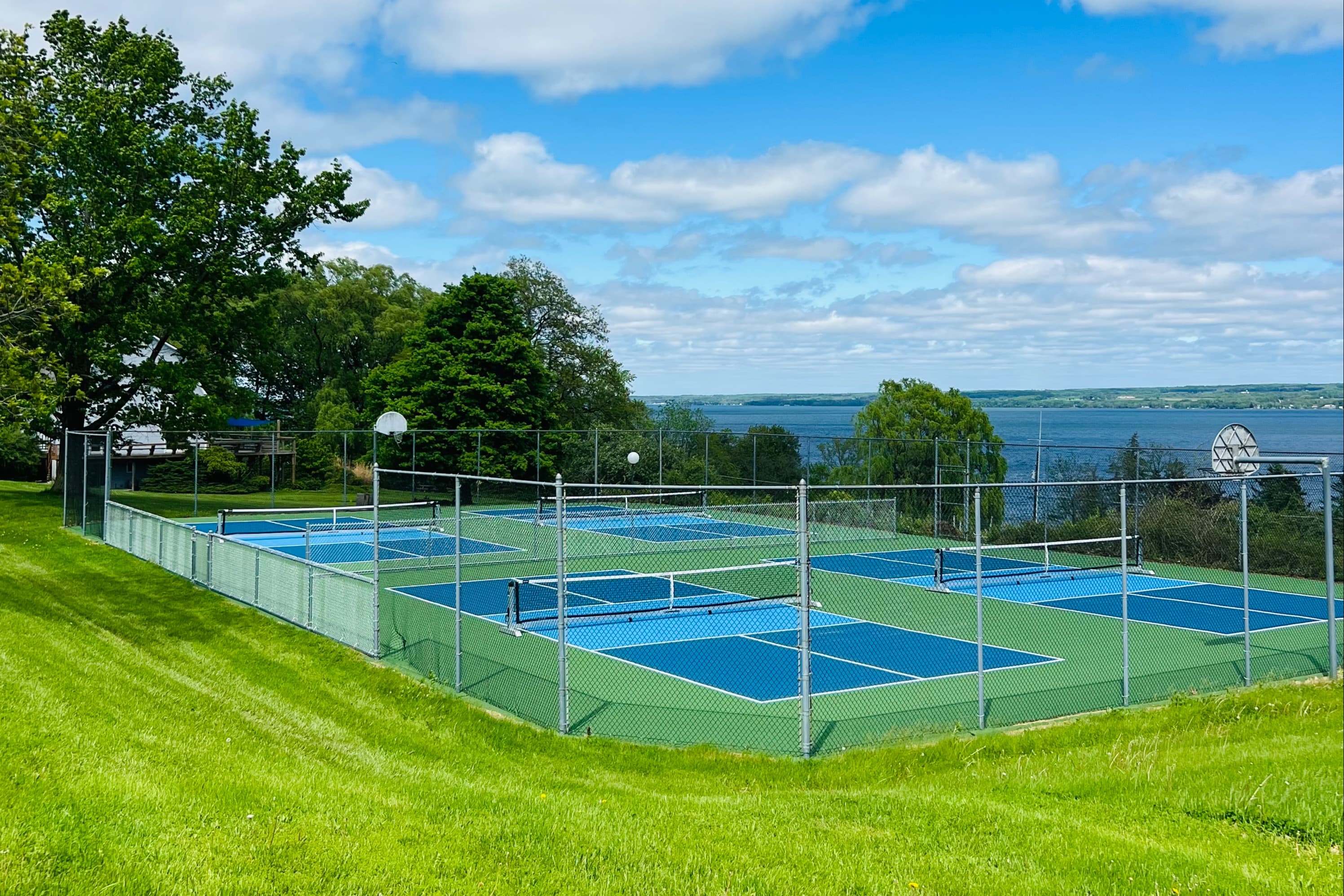 Goose Watch Winery pickleball courts