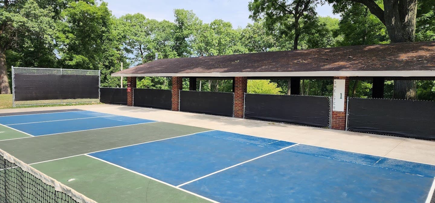 Deis Hills Park pickleball courts
