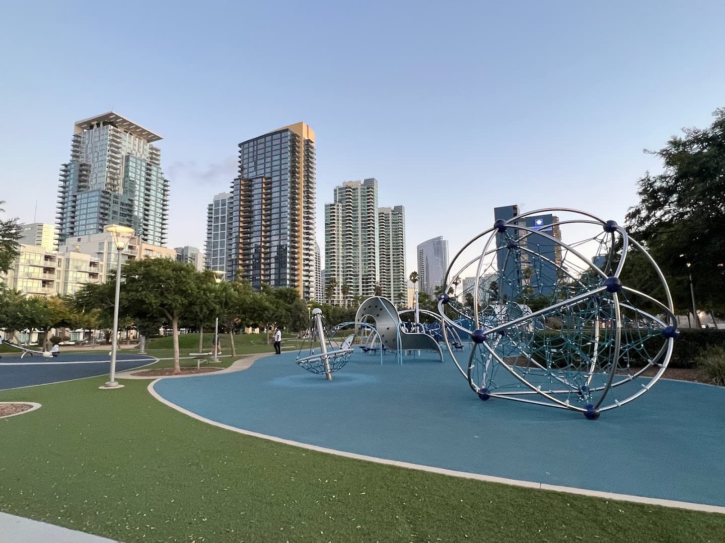 Waterfront Park pickleball courts
