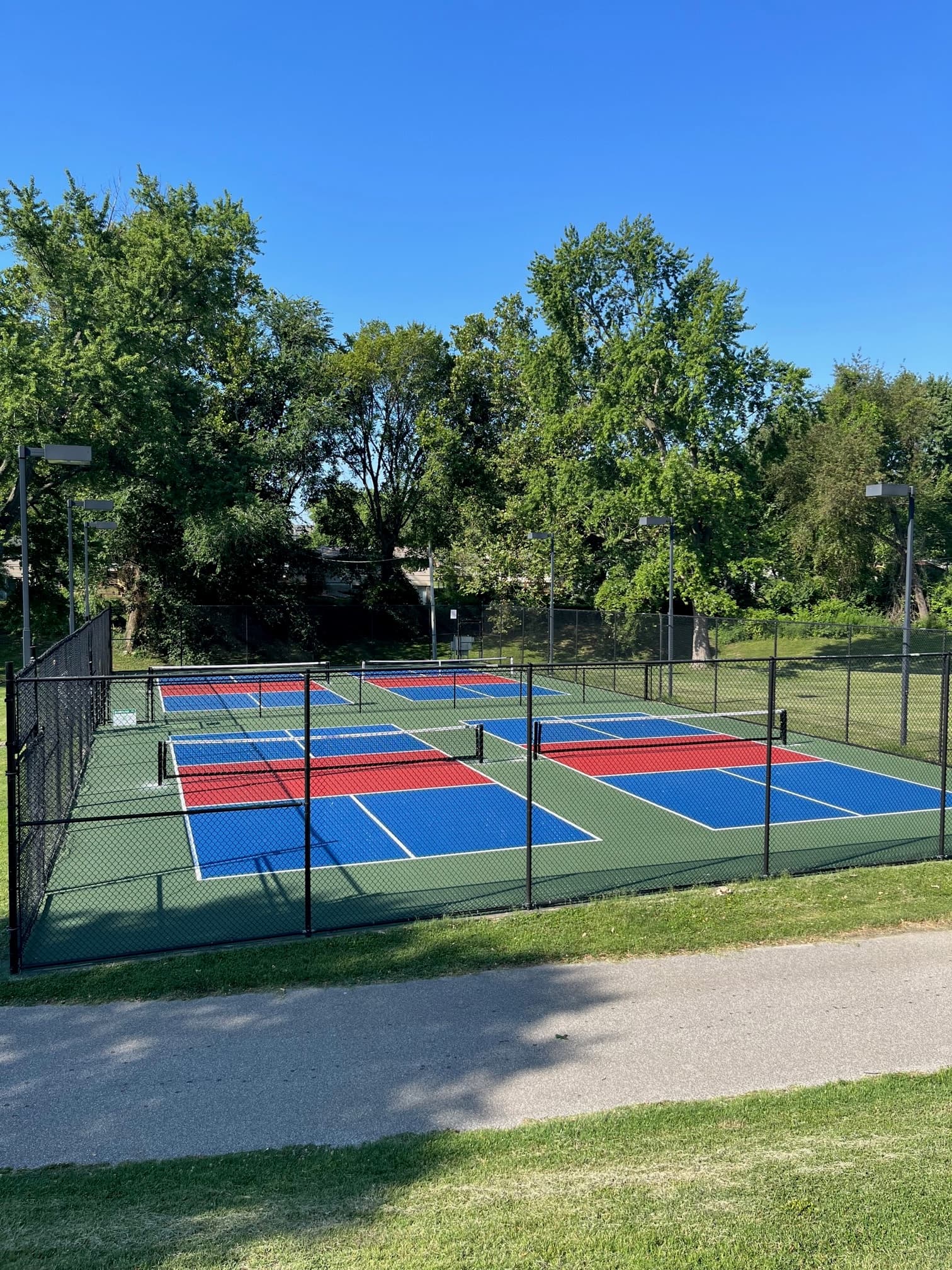 Boones Lick Park pickleball courts