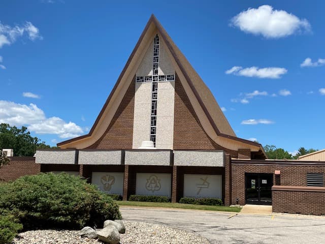 Discovering Christ Church pickleball courts