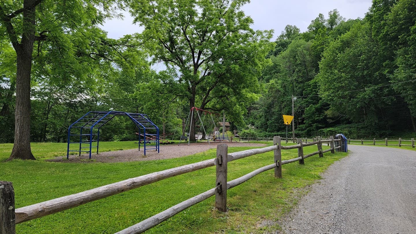 Sherman Town Park pickleball courts