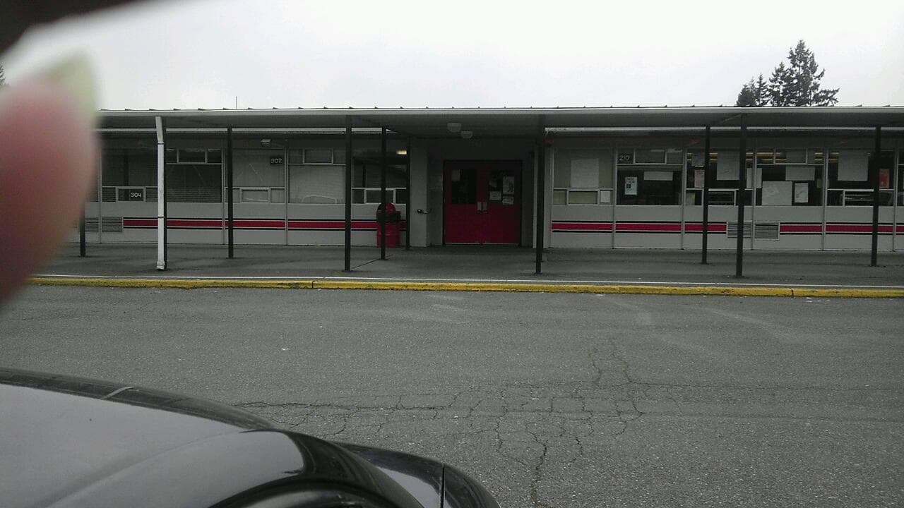 Marysville Middle School pickleball courts