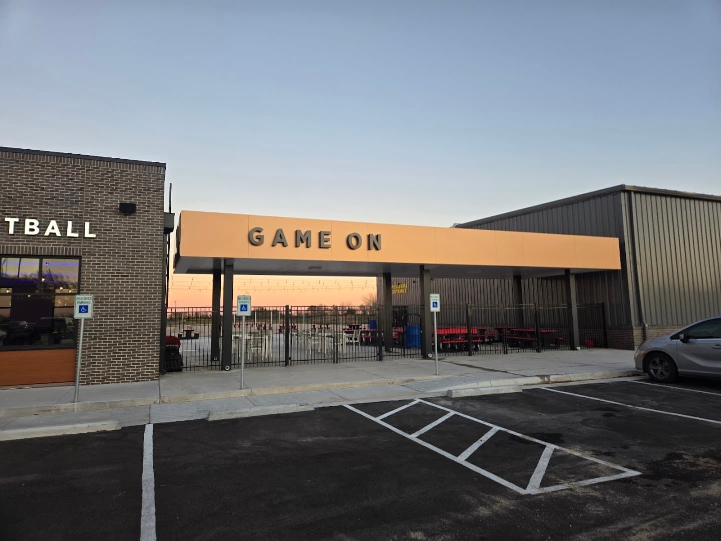 Sandbox Goddard pickleball courts