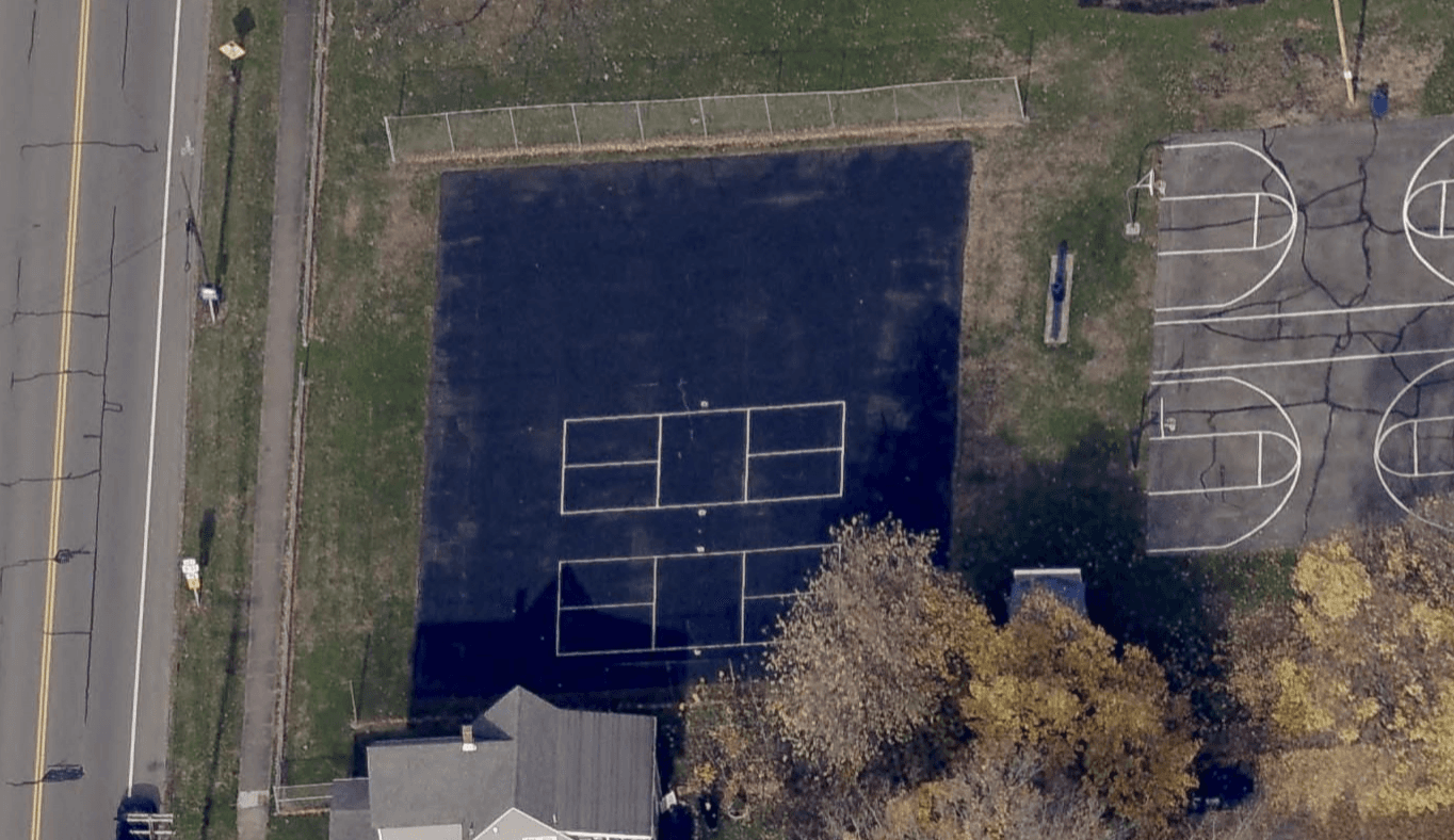 Dean Ave Park pickleball courts