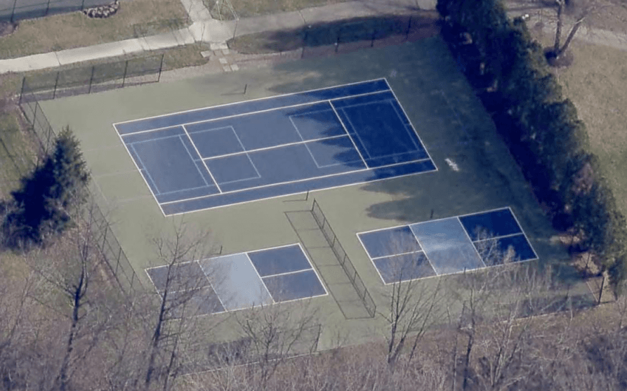 Chagrin Valley Athletic Club pickleball courts