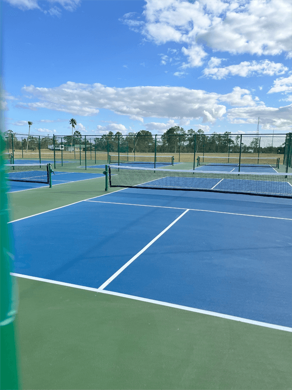 Indian Lake Estates Golf & Country Club pickleball courts