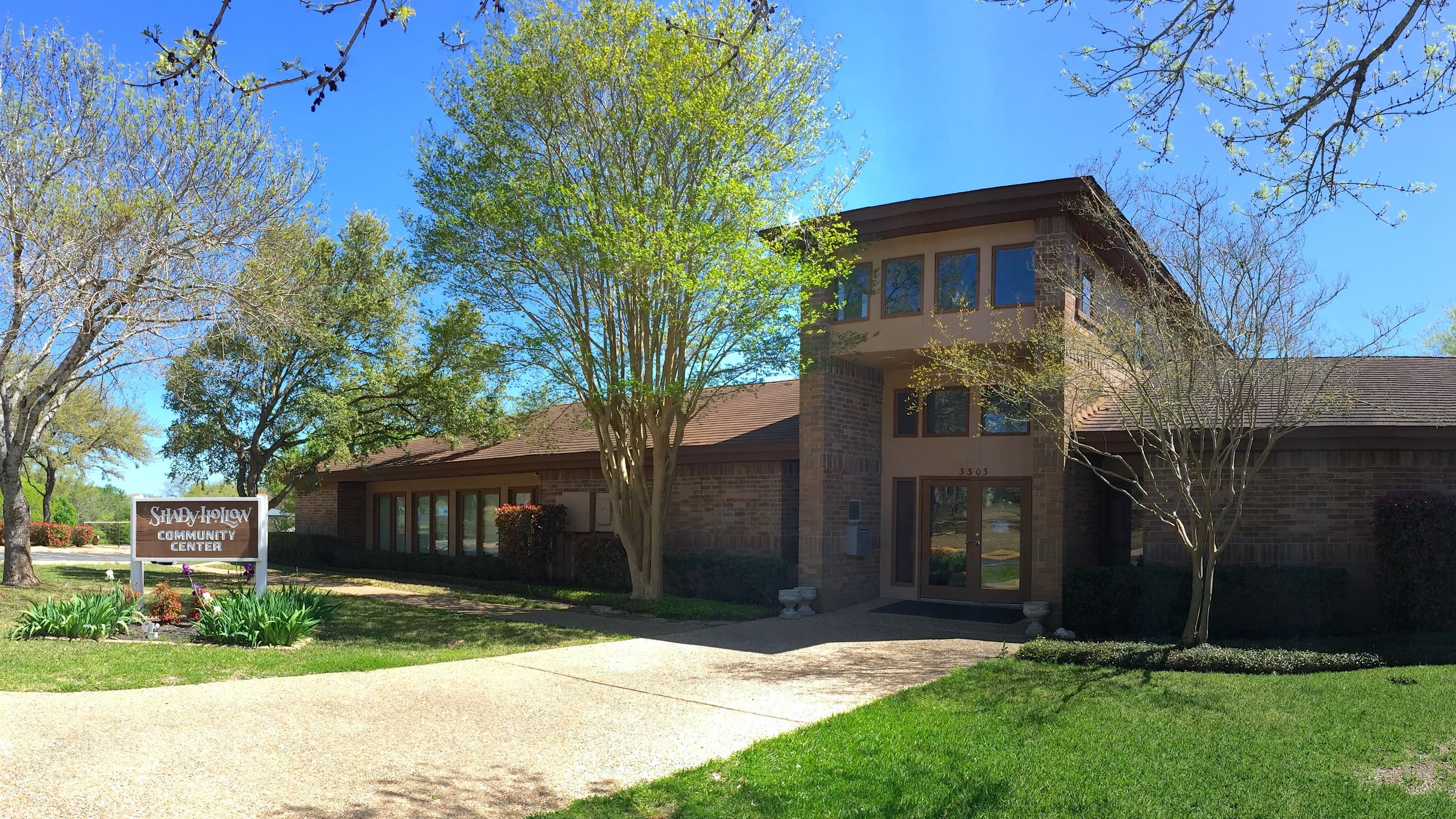 Shady Hollow Community Center pickleball courts