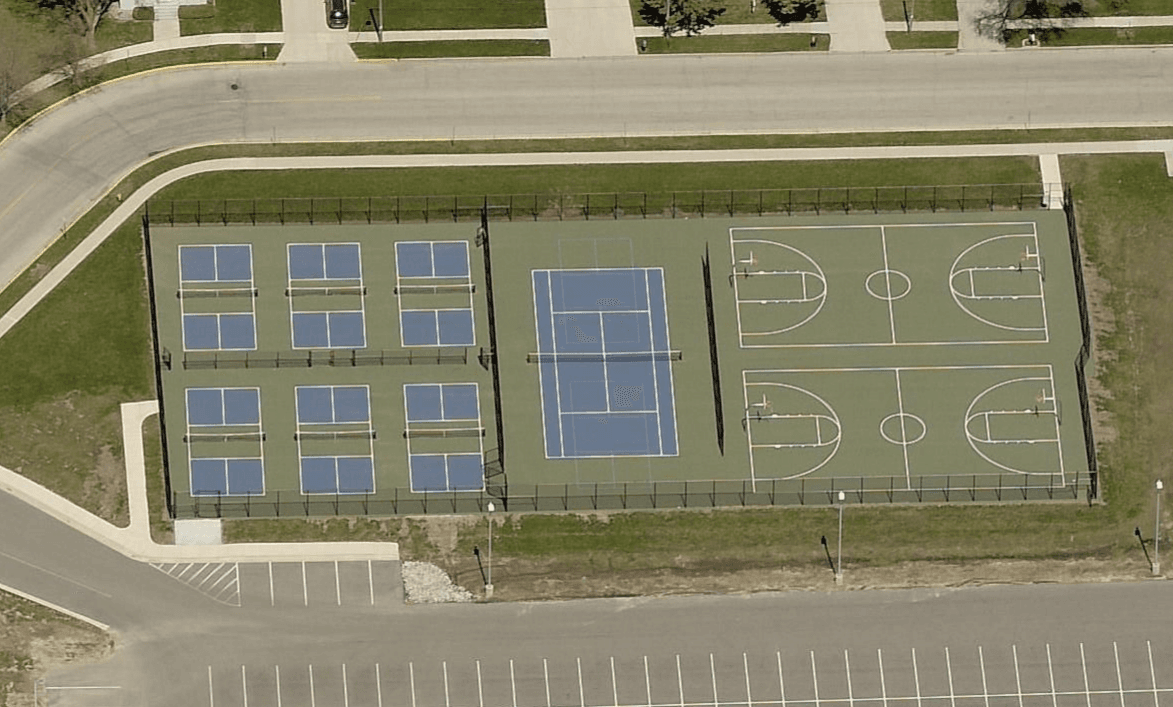 Horace Mann High School pickleball courts