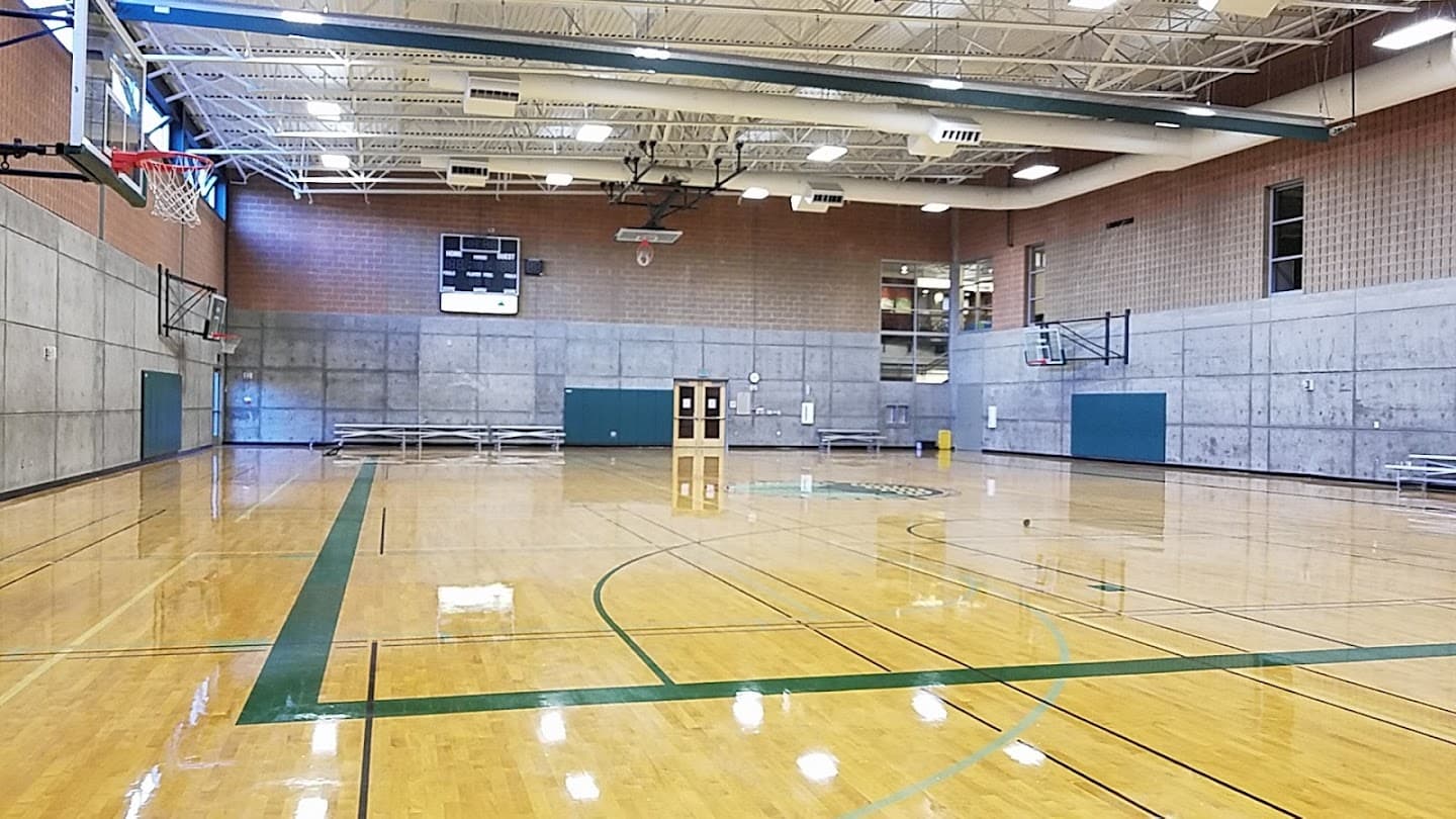 Mercer Island Community & Event Center pickleball courts