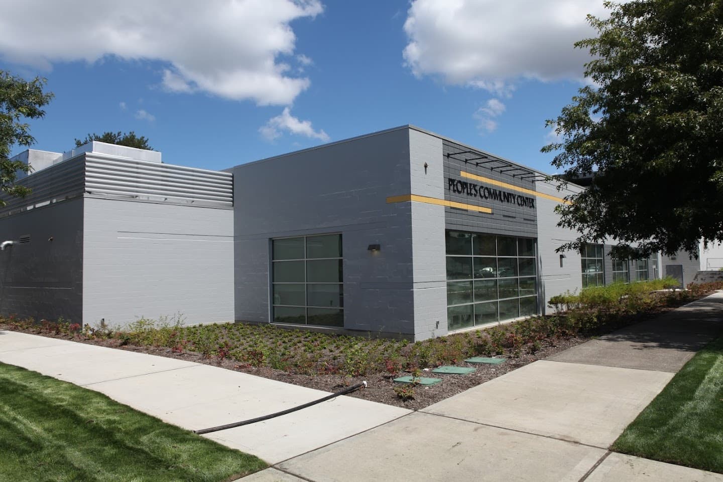 People's Community Center pickleball courts
