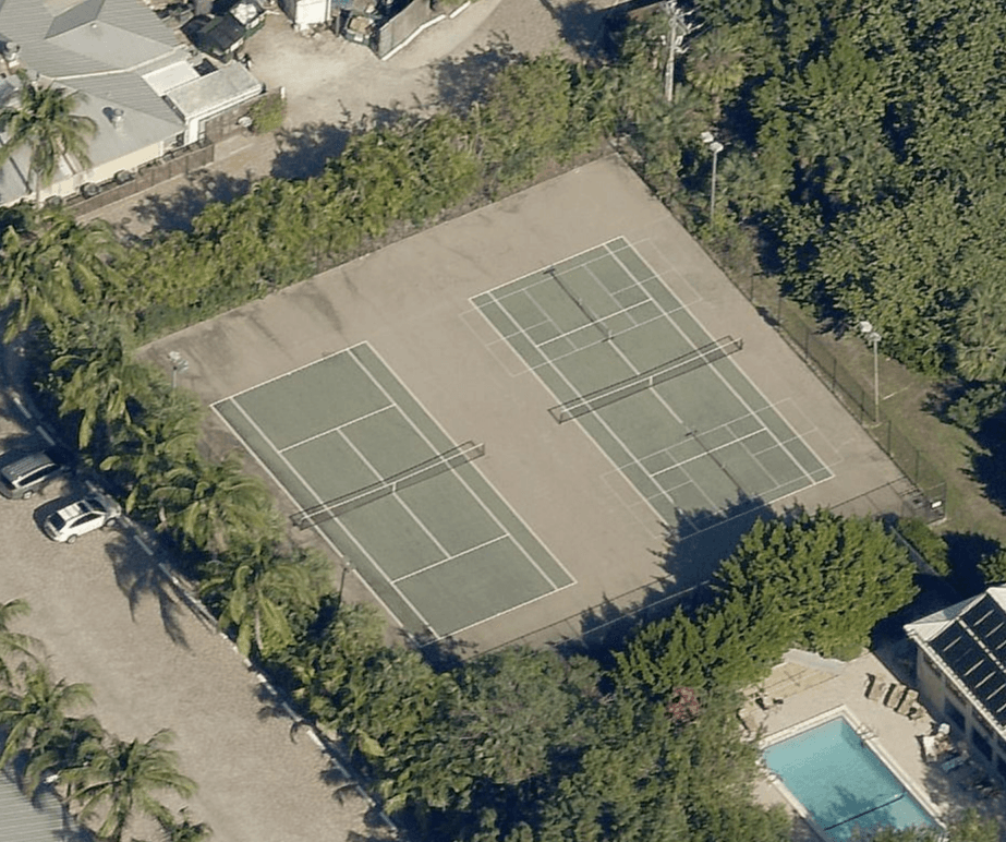 Holiday Inn Hotel Sanibel Island pickleball courts