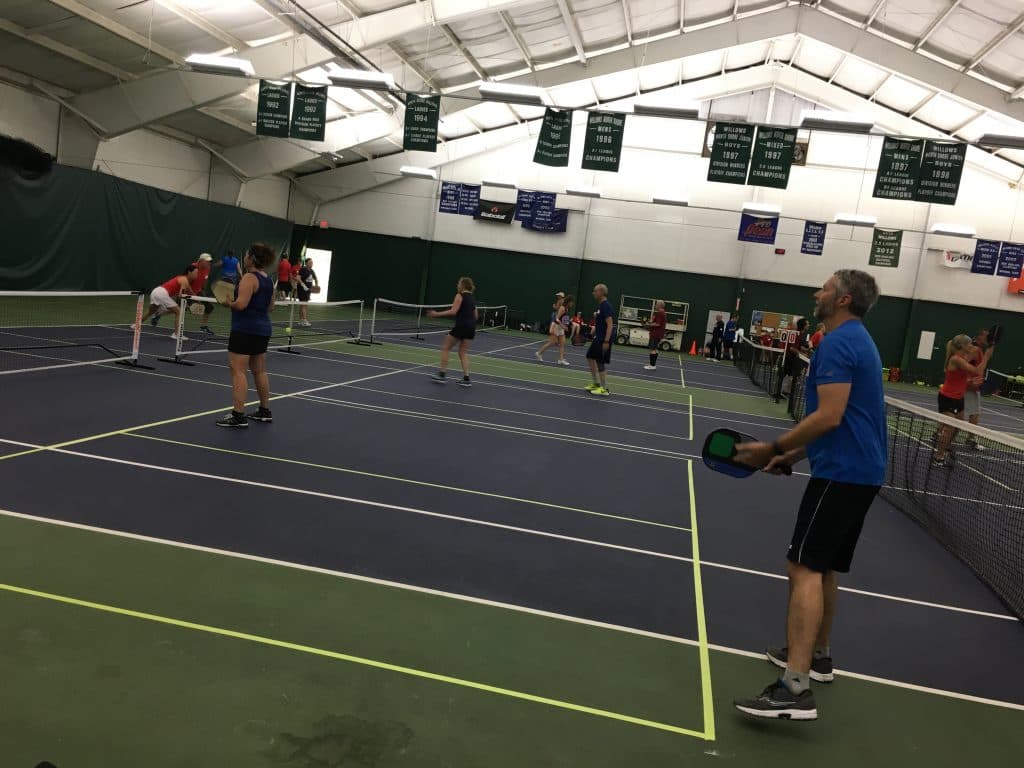 Willows Racquet Club pickleball courts