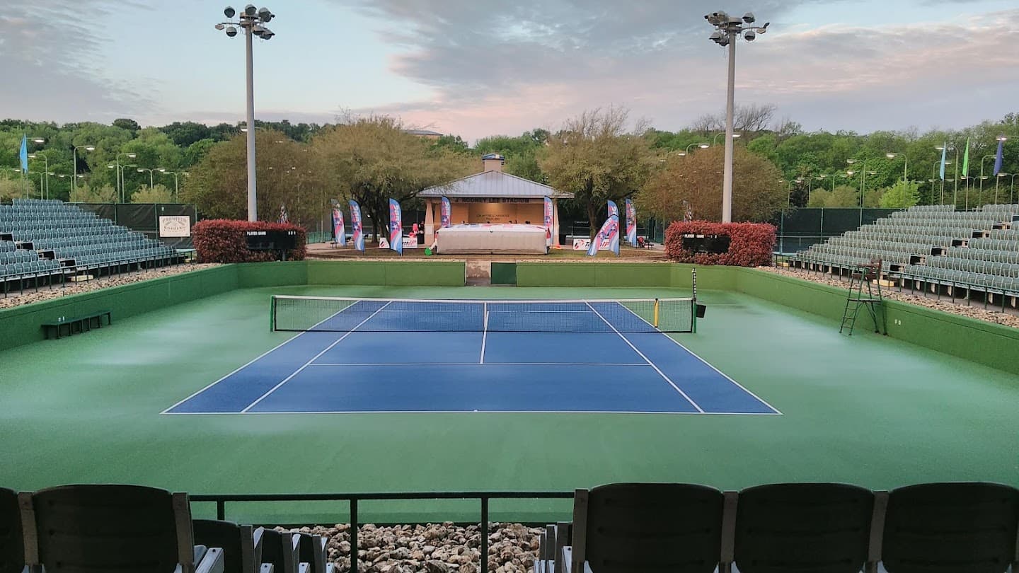 Waco Regional Tennis and Fitness Center pickleball courts