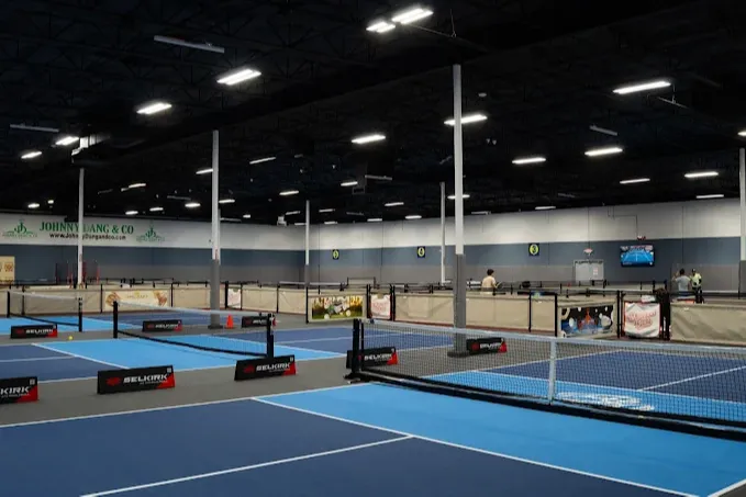 DiamondBoyz Pickleball Social Club pickleball courts