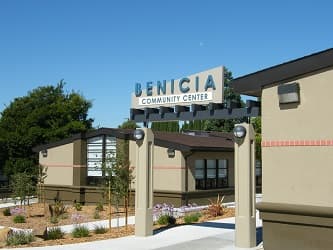 Benicia Community Center pickleball courts