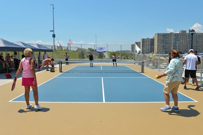 Shore Front Parkway pickleball courts