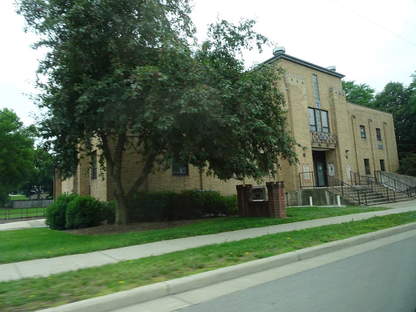 Platteville Armory pickleball courts