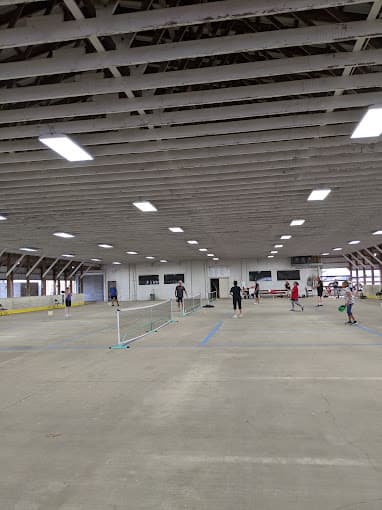 Tomah Recreation Park - Gold Building pickleball courts