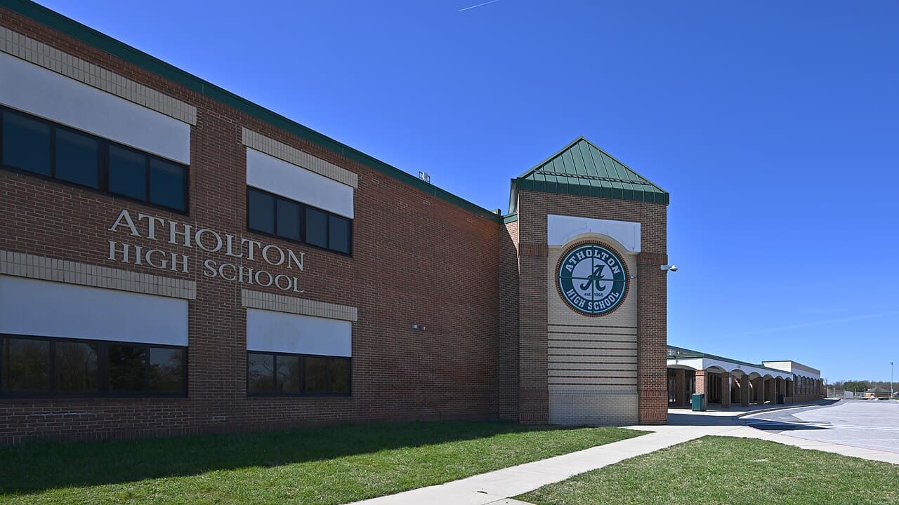 Atholton High School pickleball courts