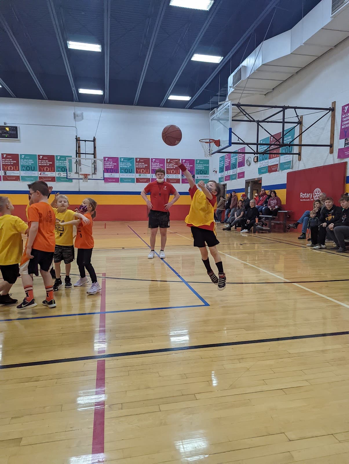 Warren County YMCA pickleball courts