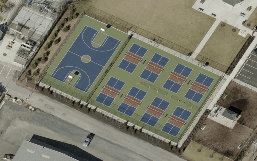 Railroad Avenue Park pickleball courts