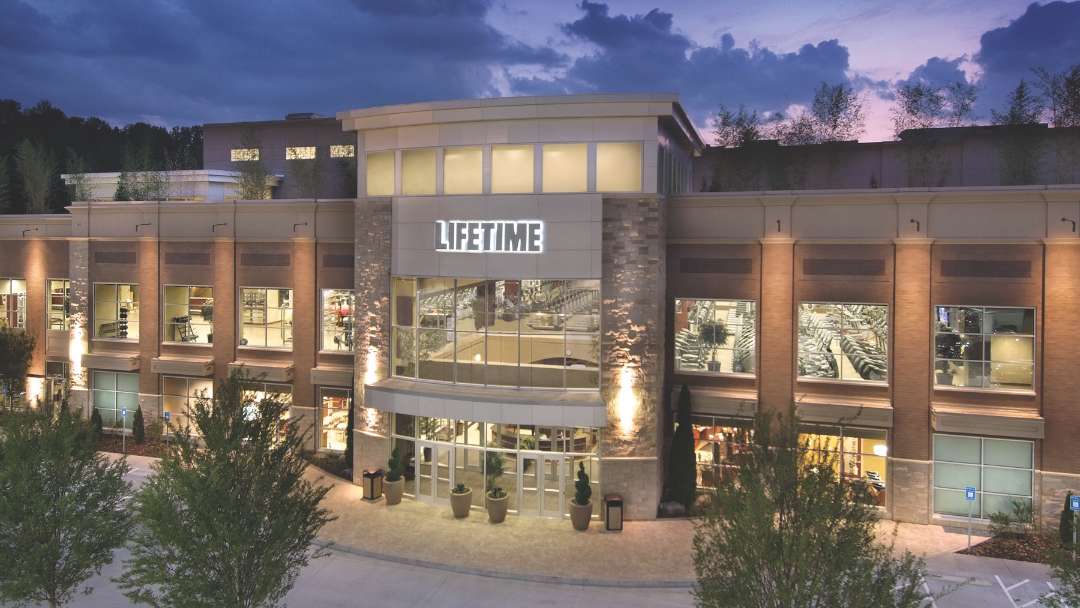 Life Time Sandy Springs pickleball courts