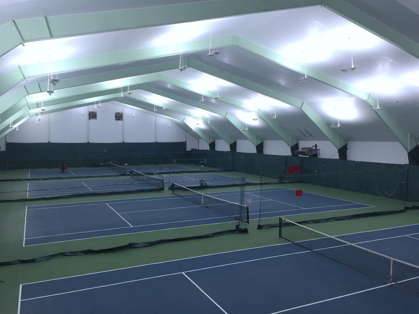 Warren Health & Racquet Club pickleball courts