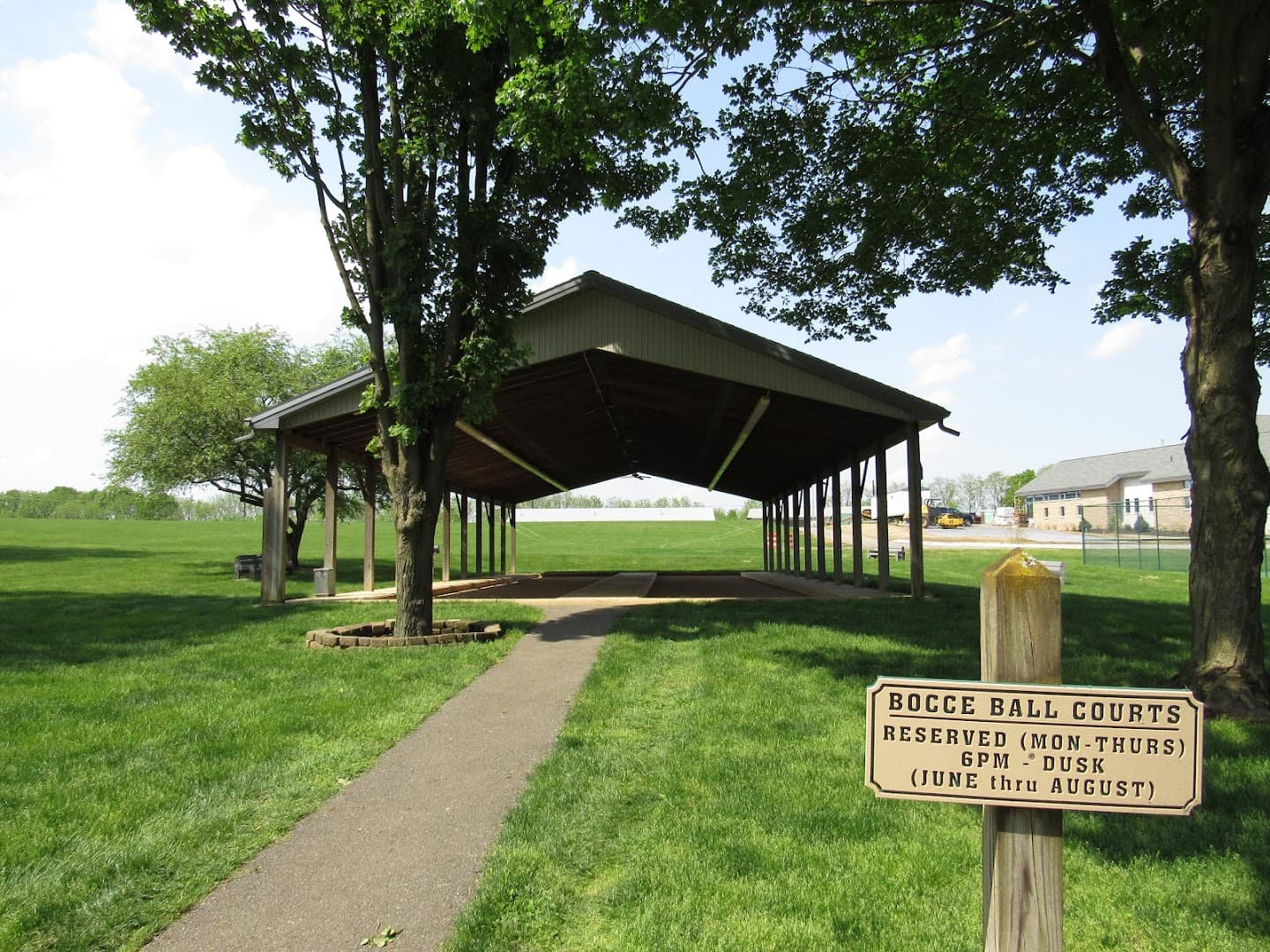 Amos Herr Park pickleball courts