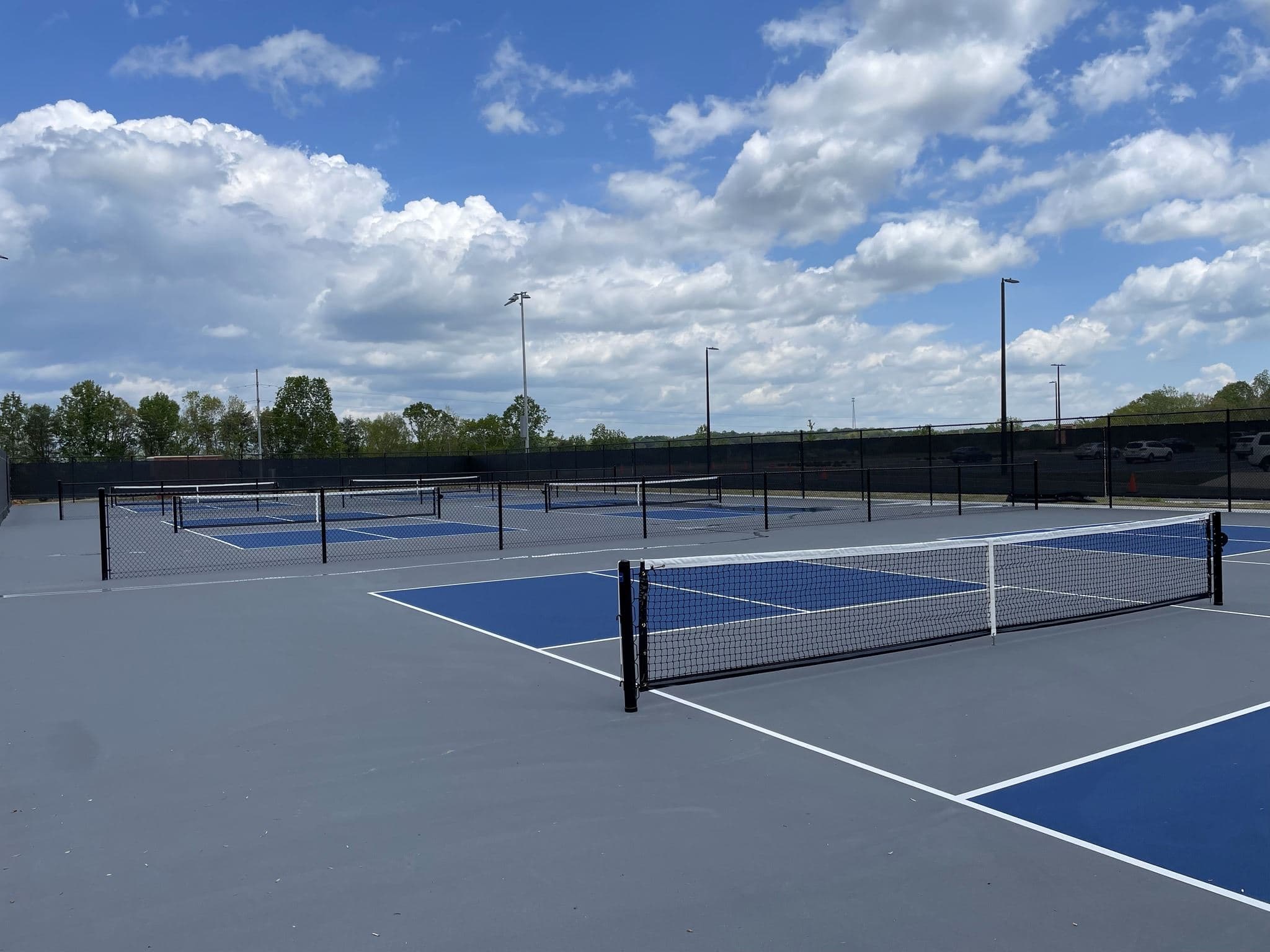 Pinetree Recreation Center pickleball courts