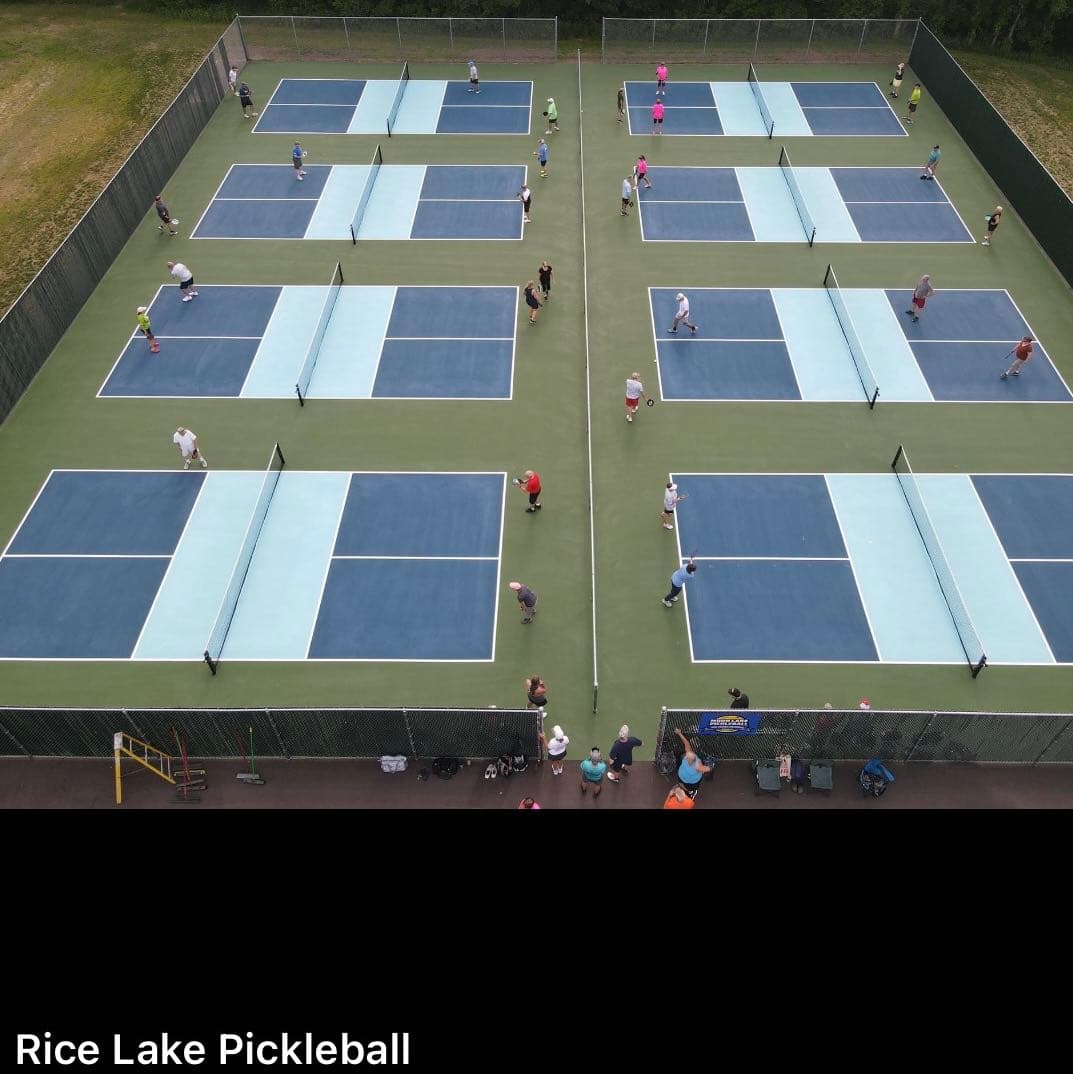 Moon Lake Park pickleball courts