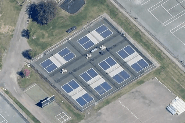 Noe Pond Club pickleball courts