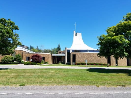 Annunciation School pickleball courts