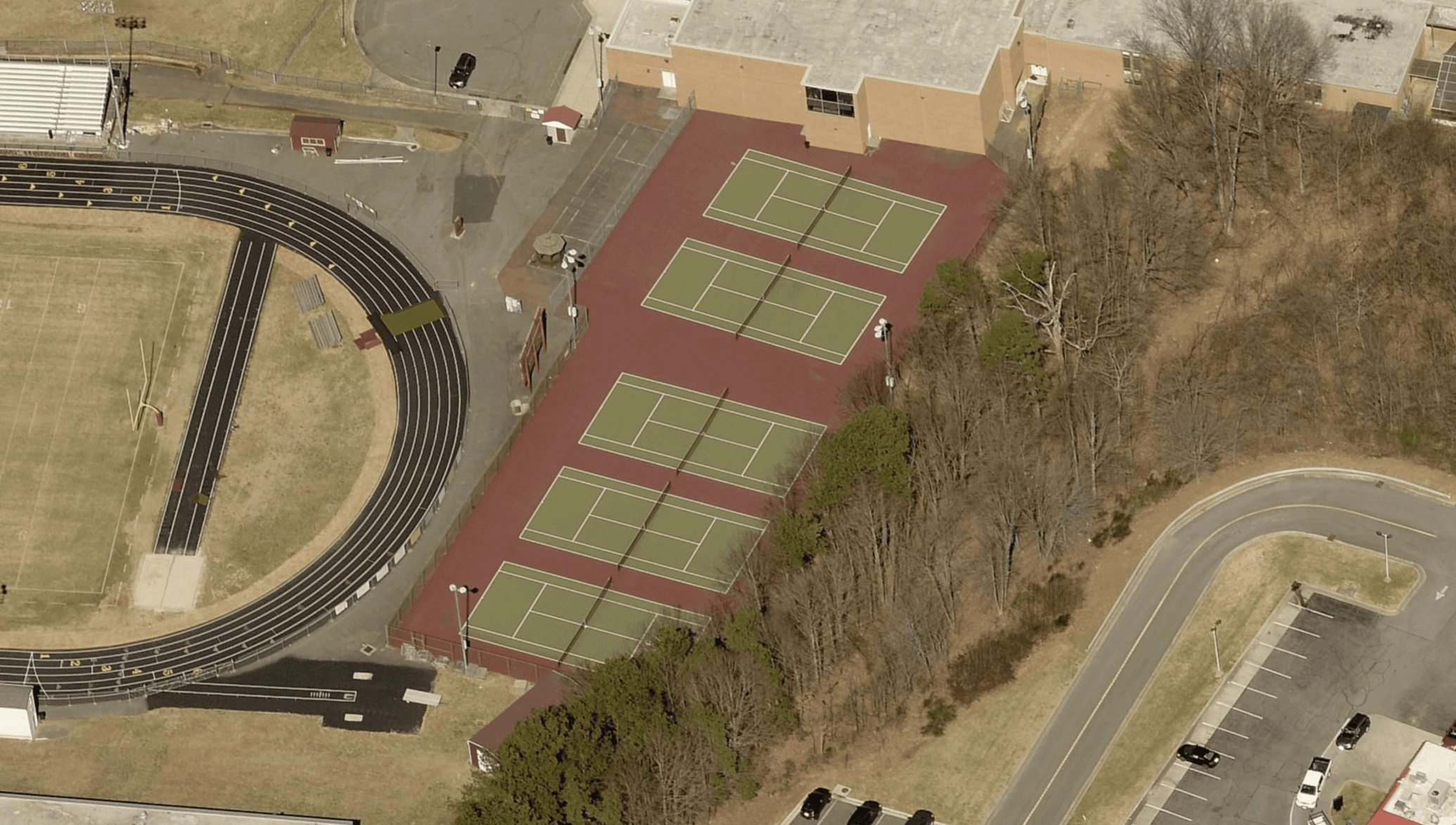 Tomahawk Elementary School pickleball courts