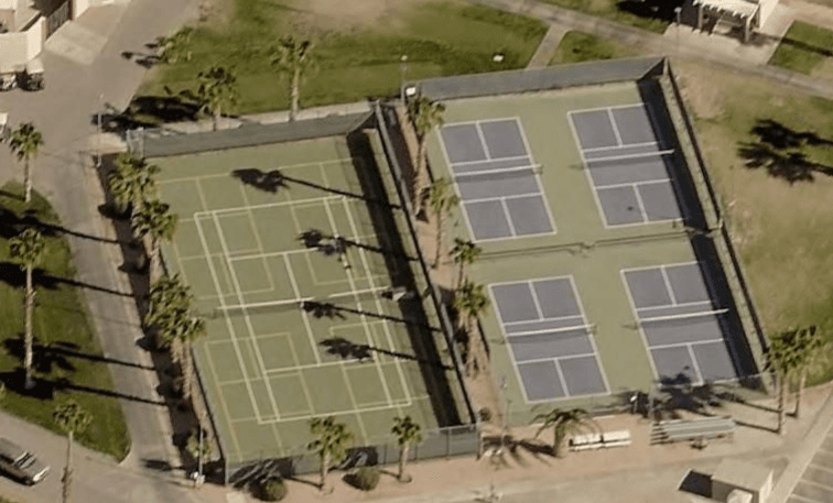 Cocopah Bend RV & Golf Resort pickleball courts