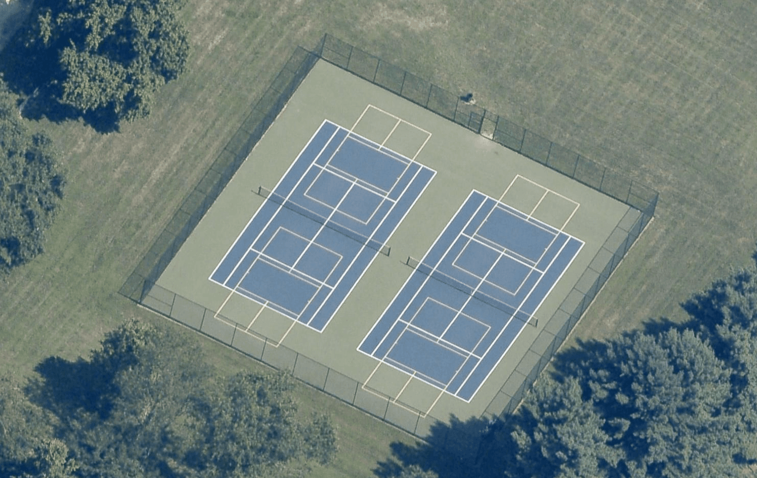 Locust Park Pool pickleball courts
