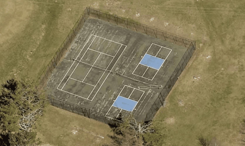 Mountain Glen Golf Club pickleball courts