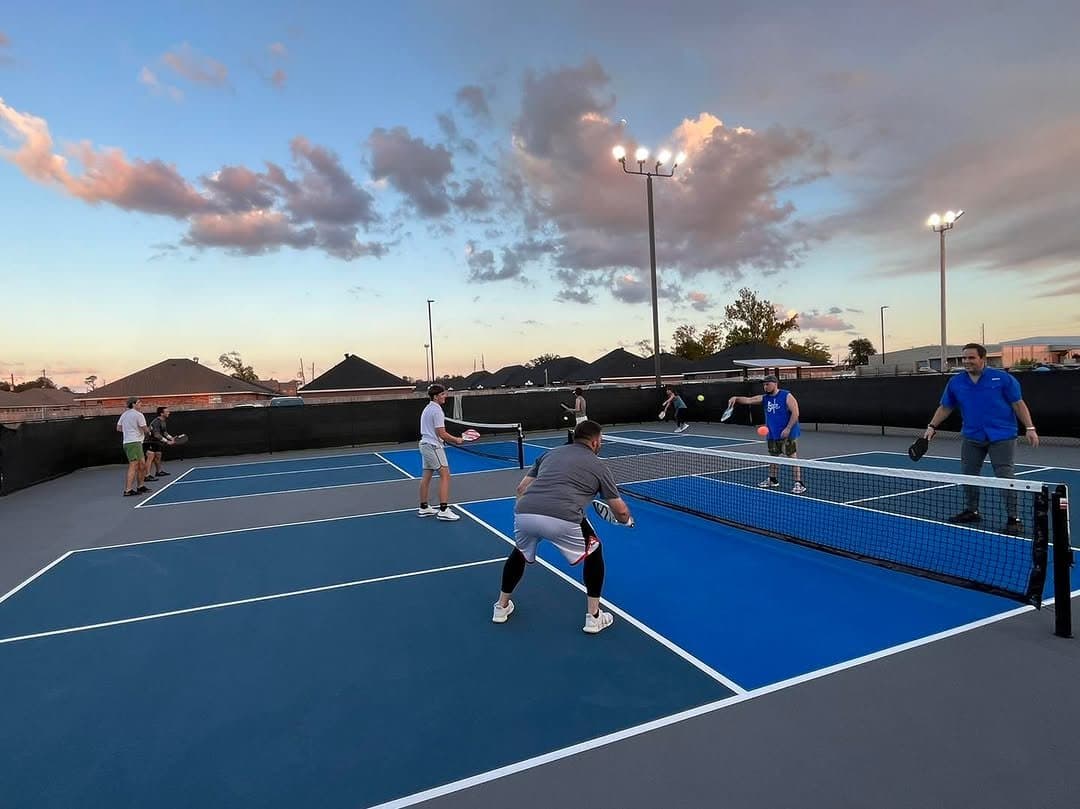 South Beach Sports Bar & Grill pickleball courts