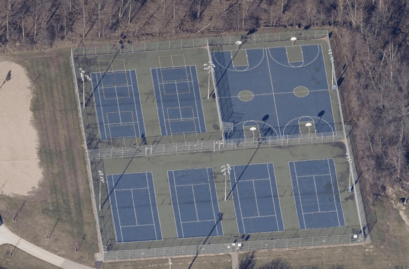 North Royalton Memorial Park pickleball courts