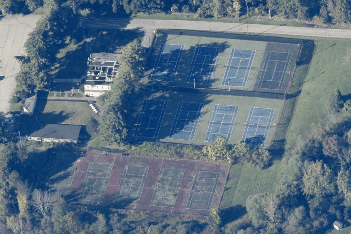 Dutchess Racquet Club pickleball courts