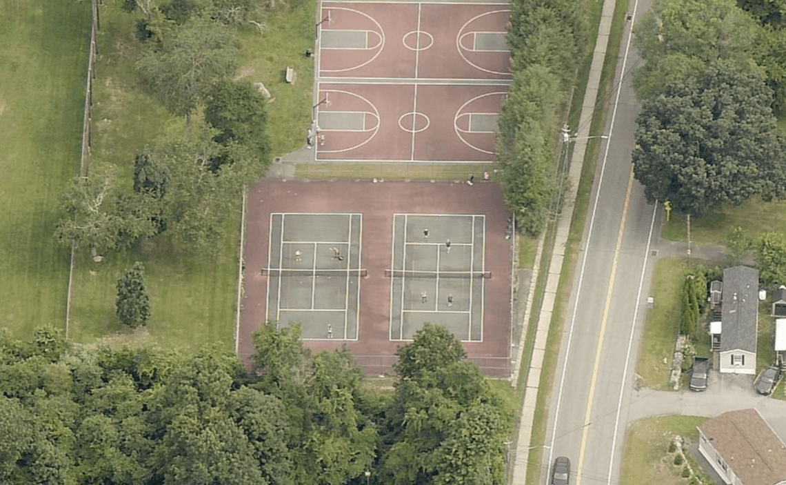 Farquahar Park pickleball courts