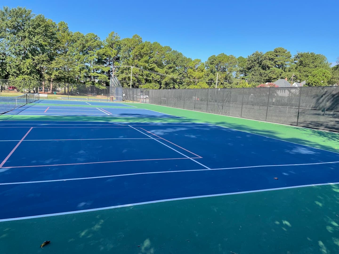 Fergus Reid Tennis Park pickleball courts