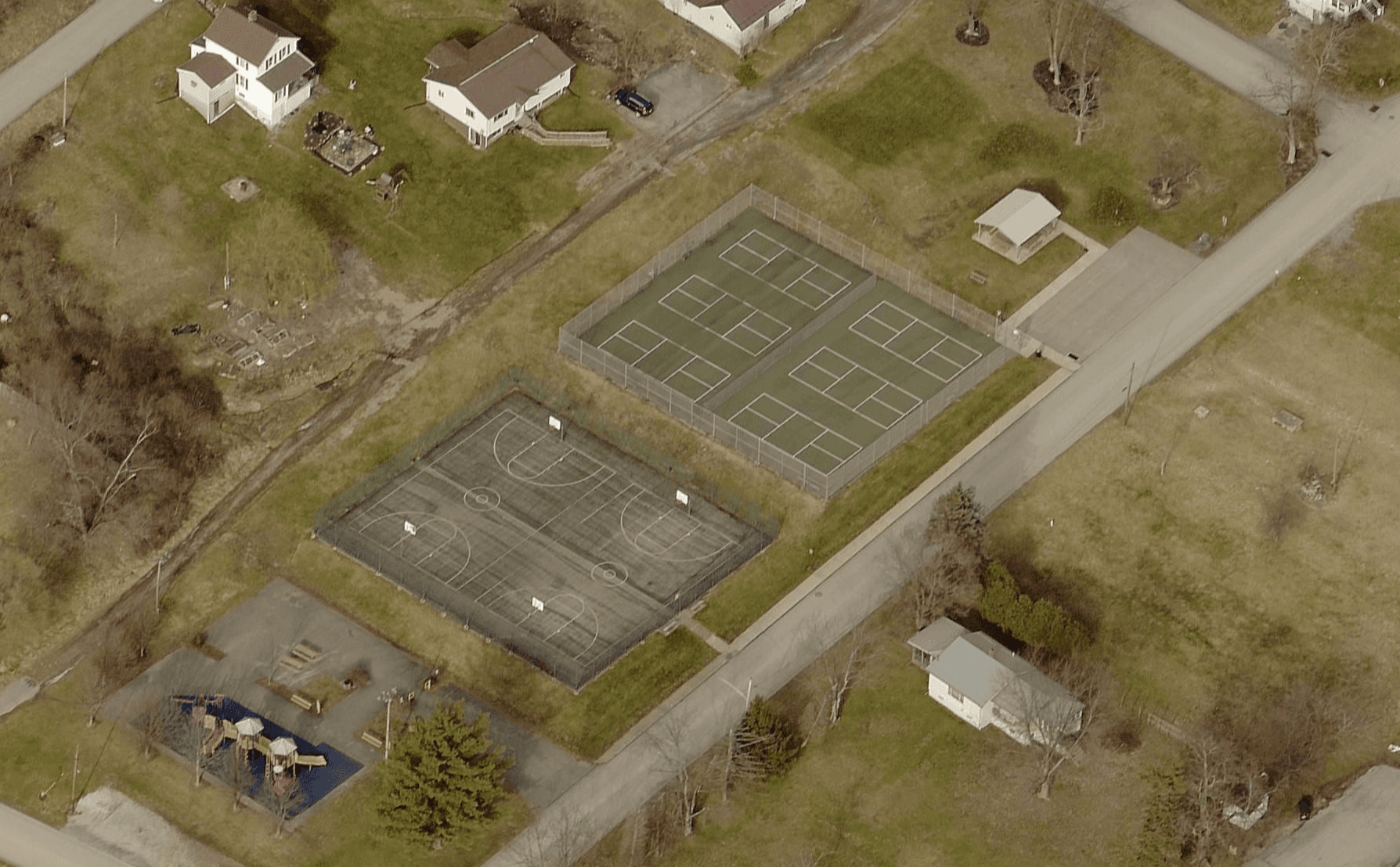 Chevy Chase Heights pickleball courts