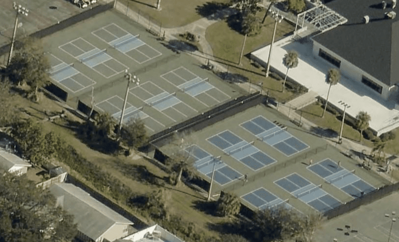 Bardmoor Golf & Tennis Club pickleball courts