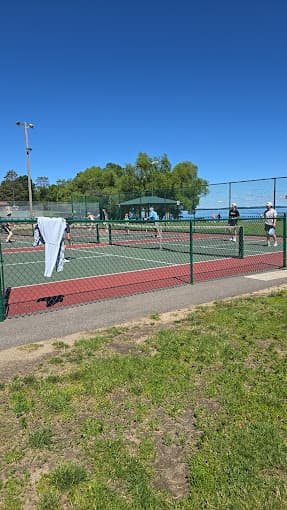 Walker City Park pickleball courts