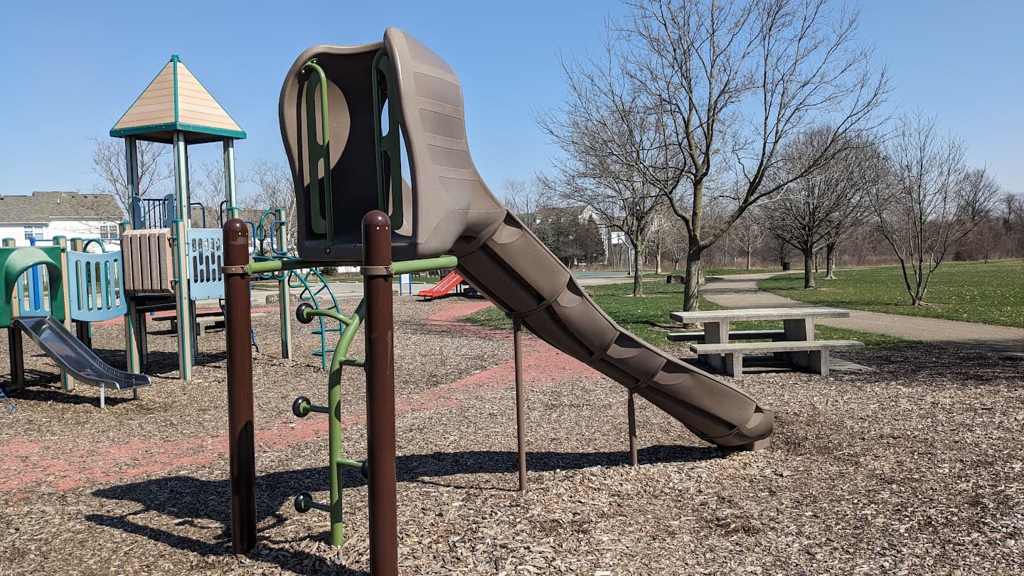 Lazelle woods park pickleball courts