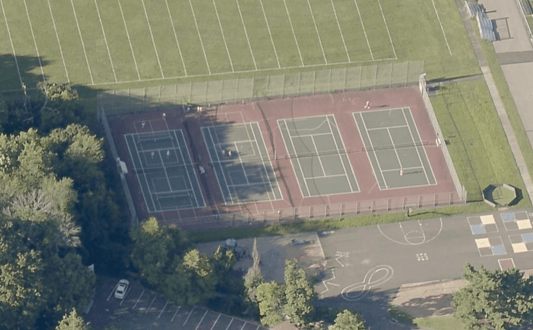 Saugatuck Elementary pickleball courts